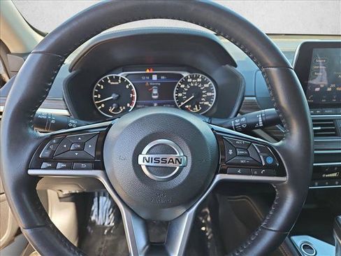 Used 2019 Nissan Altima 2.5 Platinum image 13