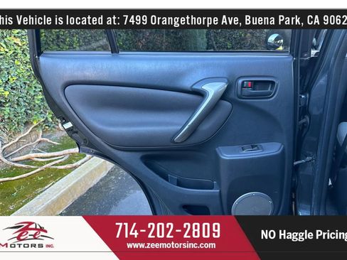 Used 2004 Toyota RAV4 2WD image 34