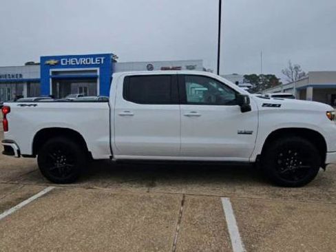 Used 2025 Chevrolet Silverado 1500 RST image 9