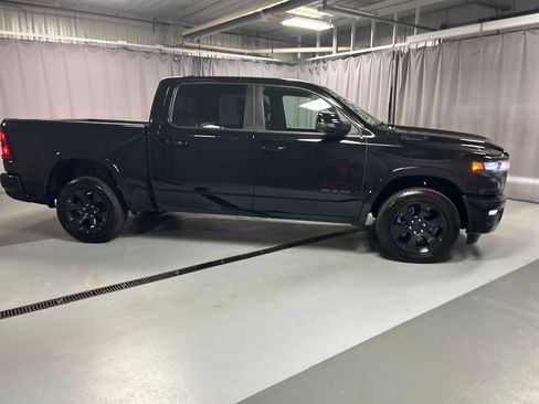 Used 2025 RAM 1500 Big Horn AWD/4WD image 8
