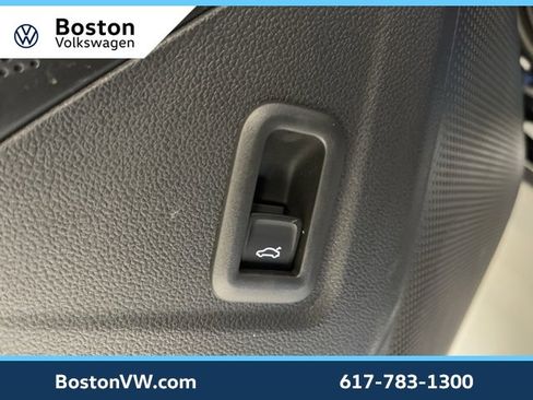 New 2026 Volkswagen Tiguan SE image 30