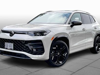 New 2026 Volkswagen Tiguan SE R-Line