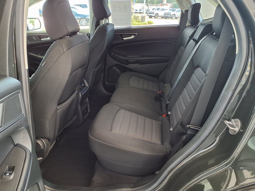 Used 2023 Ford Edge SE AWD/4WD image 13