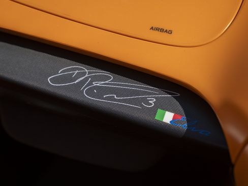 Used 2021 McLaren Elva RWD image 23