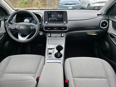 Used 2023 Hyundai Kona SE FWD image 15