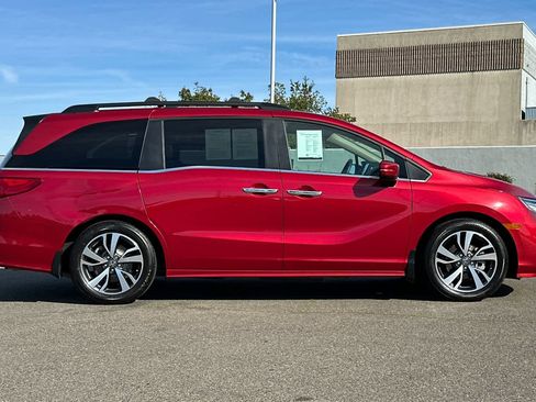 Used 2023 Honda Odyssey Touring image 6