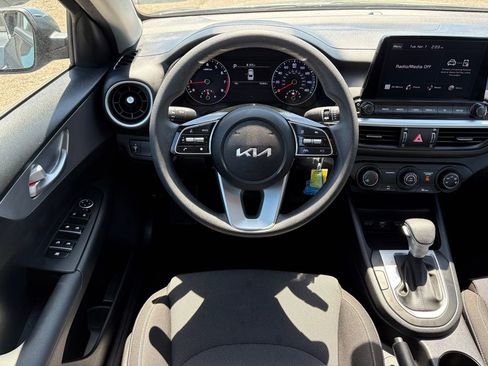 Used 2022 Kia Forte LXS image 14