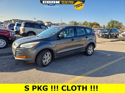 Used 2015 Ford Escape S image 1