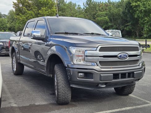 Used 2020 Ford F150 Platinum w/ Equipment Group 701A Luxury AWD/4WD image 3