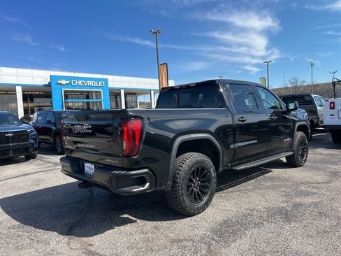 Used 2023 GMC Sierra 1500 AT4X image 3