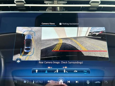 Used 2025 Mercedes-Benz E 350 4MATIC Sedan image 31