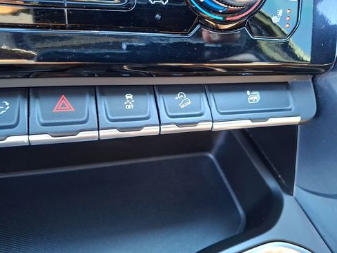 Used 2023 GMC Sierra 1500 Denali Ultimate image 26