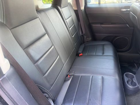Used 2017 Jeep Patriot High Altitude AWD/4WD image 26