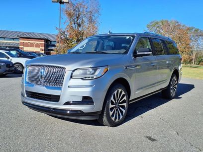 New 2024 Lincoln Navigator L Reserve