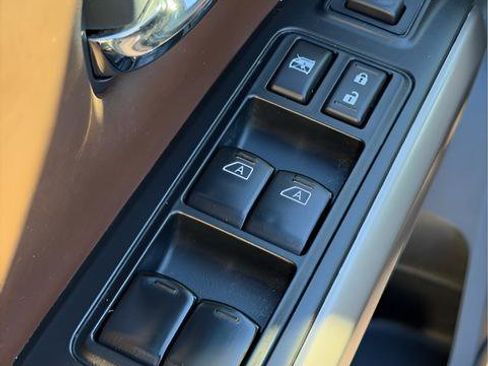 Used 2023 Nissan Titan Platinum Reserve w/ Off Road Protection Package image 15