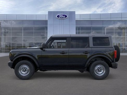New 2025 Ford Bronco 4-Door image 3