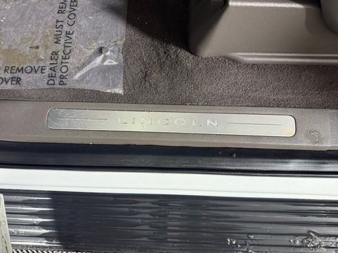 Certified 2023 Lincoln Navigator Reserve image 18