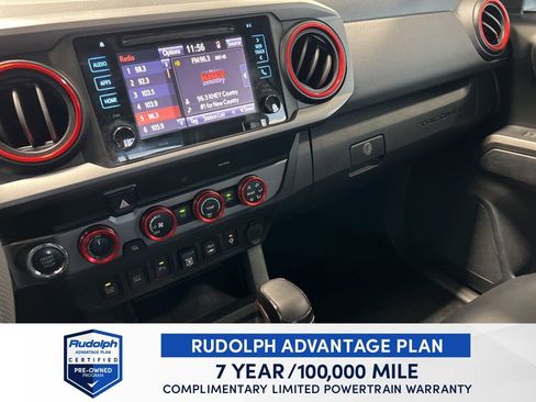Used 2019 Toyota Tacoma TRD Off-Road image 18