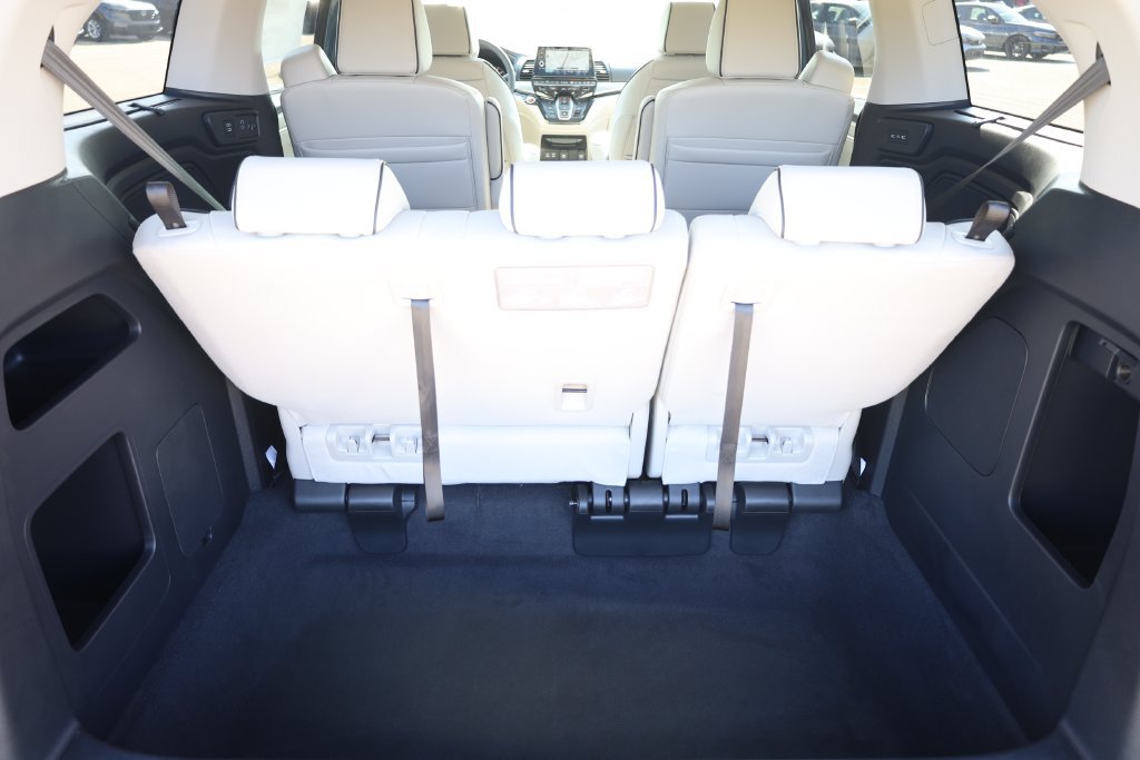 New 2027 Honda Odyssey Touring image 9
