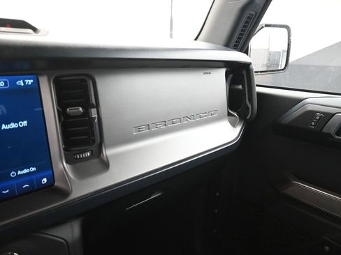 Used 2022 Ford Bronco Outer Banks w/ Sasquatch Package image 7