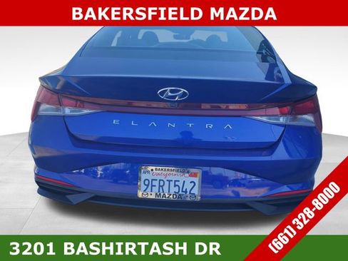 Used 2023 Hyundai Elantra SEL w/ Convenience Package image 6