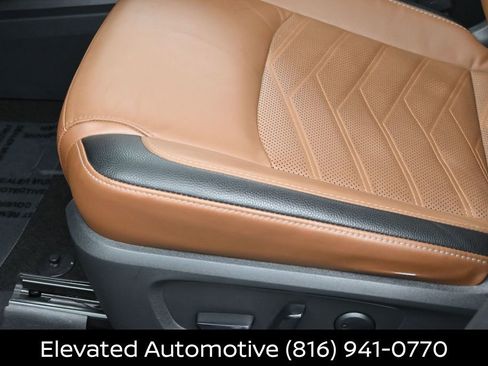 Certified 2023 Nissan Pathfinder Platinum w/ Cargo Package AWD/4WD image 17
