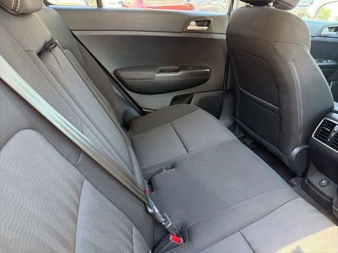 Used 2020 Kia Sportage LX AWD/4WD image 12