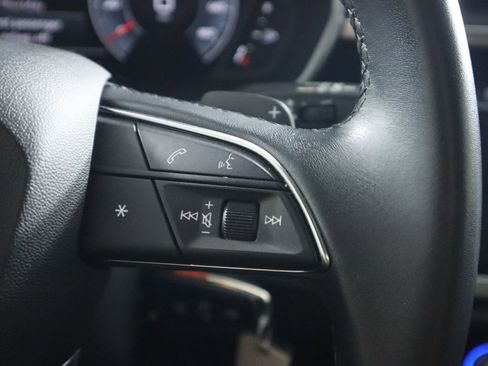 Used 2023 Audi Q3 2.0T Premium Plus image 12