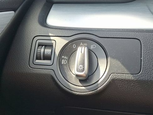 Used 2016 Volkswagen CC Sport FWD image 22