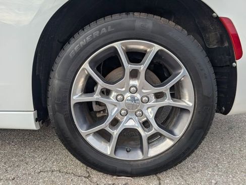 Used 2015 Dodge Charger SE w/ Power Sunroof Group image 26