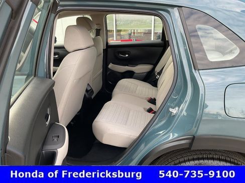 Used 2023 Honda HR-V LX image 24