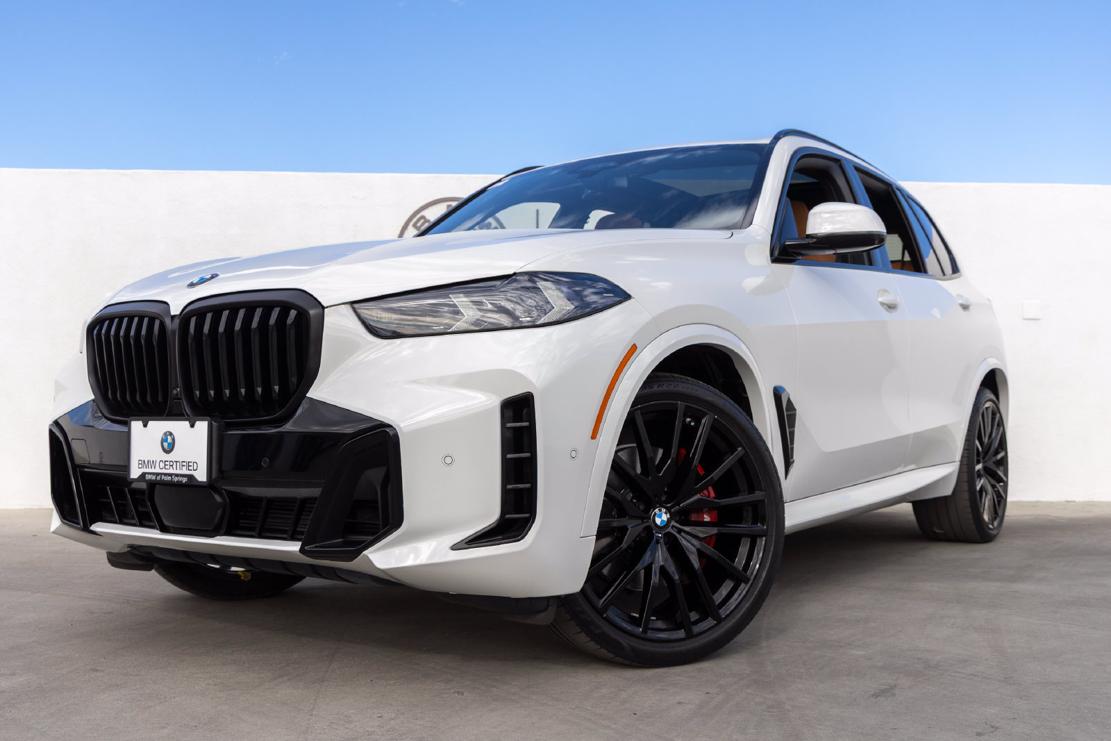 Certified 2024 BMW X5 xDrive40i w/ M Sport Package AWD/4WD image 8