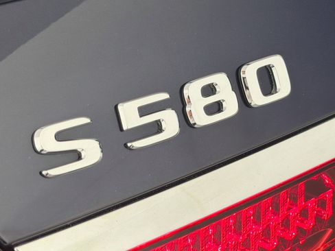Certified 2023 Mercedes-Benz S 580 4MATIC Sedan image 10