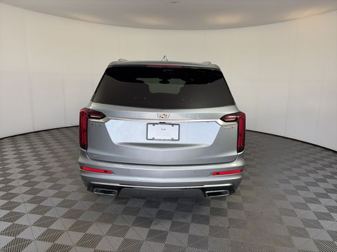 Certified 2024 Cadillac XT6 Luxury AWD/4WD image 10