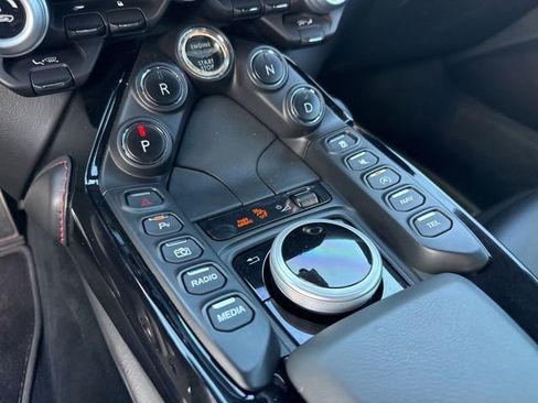 Used 2020 Aston Martin V8 Vantage Coupe RWD image 8