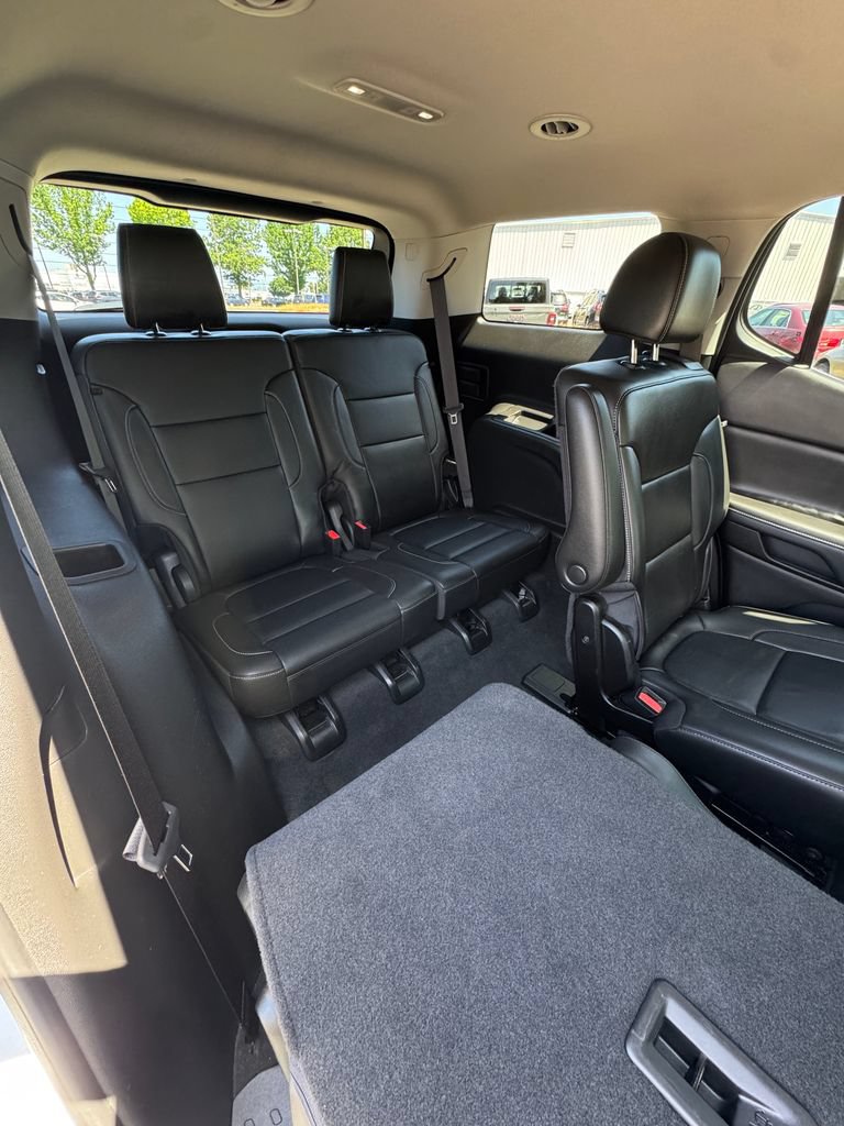 Used 2023 GMC Acadia SLT AWD/4WD image 26