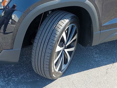 Used 2022 Volkswagen Taos SE image 31