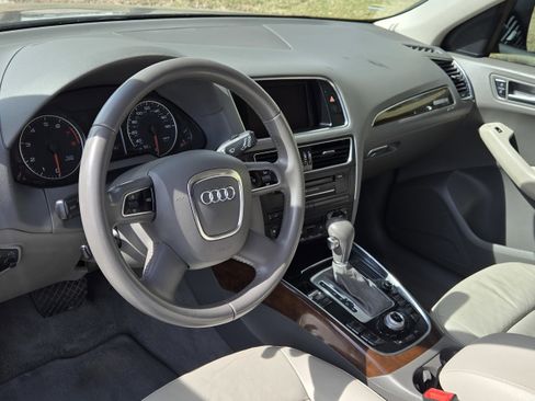 Used 2011 Audi Q5 2.0T Premium Plus image 16