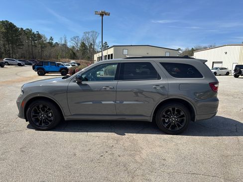Used 2025 Dodge Durango GT w/ Blacktop Package image 8
