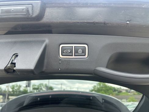 Certified 2024 Kia Sorento EX AWD/4WD image 18
