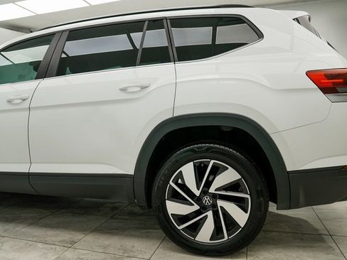 Used 2024 Volkswagen Atlas SE image 8