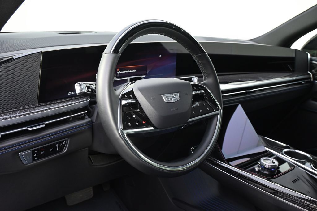 Certified 2025 Cadillac Escalade IQ Sport 1 AWD/4WD image 11