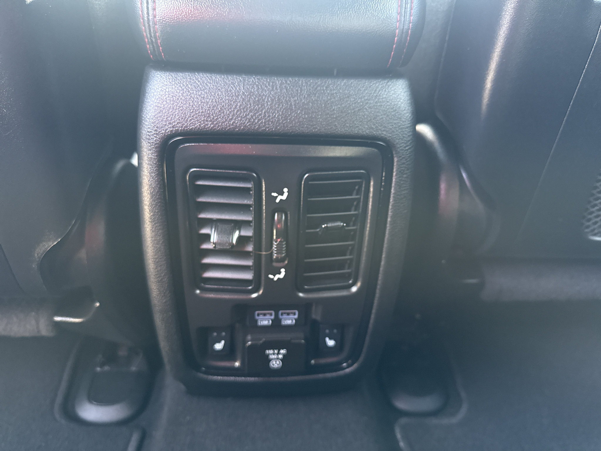 Used 2025 Dodge Durango GT AWD/4WD image 14
