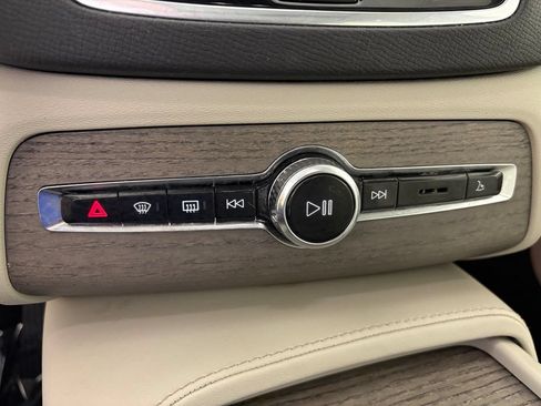 Used 2023 Volvo XC90 B6 Plus w/ Protection Package Premier AWD/4WD image 27