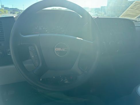 Used 2011 GMC Sierra 1500 SL image 17