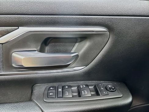 Used 2019 RAM 1500 Big Horn AWD/4WD image 16