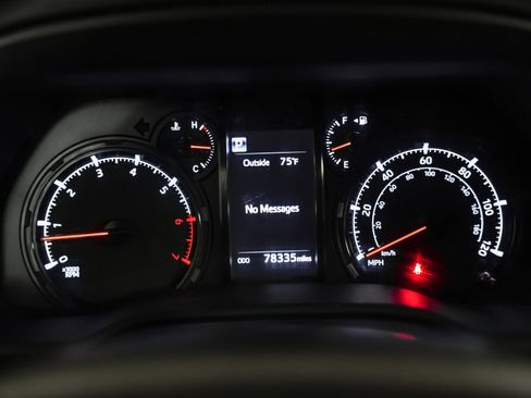 Used 2021 Toyota 4Runner SR5 image 17