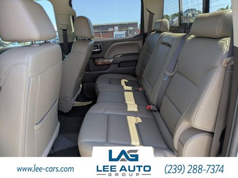 Used 2017 GMC Sierra 1500 SLT w/ SLT Premium Package AWD/4WD image 11