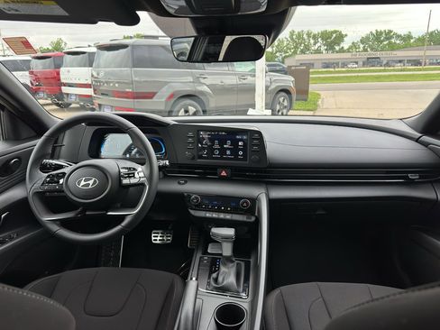 New 2026 Hyundai Elantra Sport FWD image 26