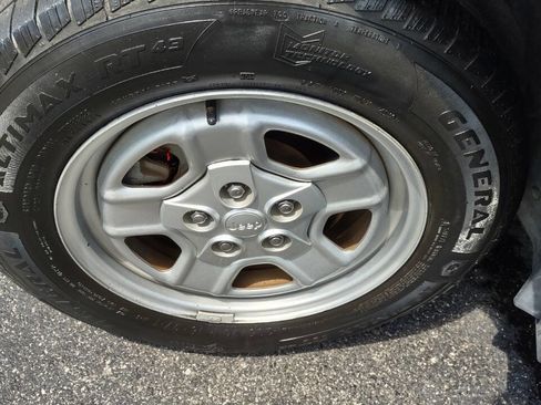 Used 2016 Jeep Patriot Sport w/ Power Value Group image 27